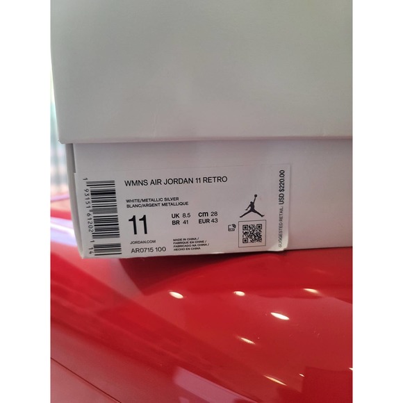 Jordan 11 metallic size 9.5 - Picture 2 of 8